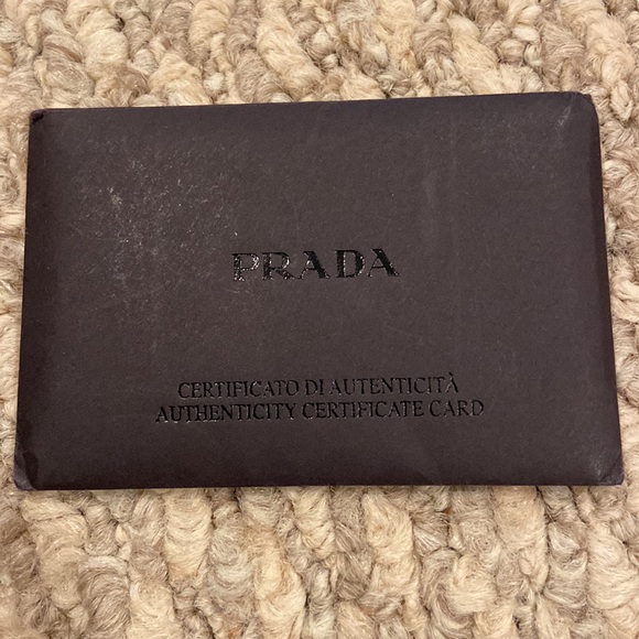 Black Prada bucket bag - Picture 9 of 14